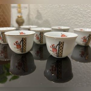 Japanese Design 7 Tea Cups